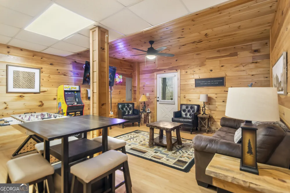211 Highland Forest DR Morganton, GA 30560