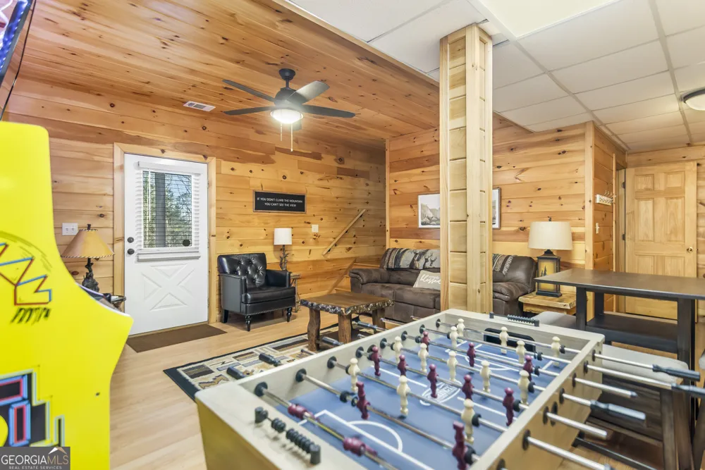 211 Highland Forest DR Morganton, GA 30560