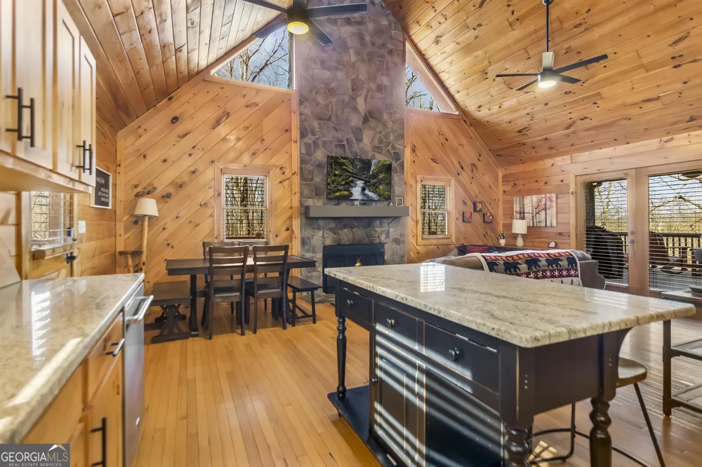 211 Highland Forest DR Morganton, GA 30560