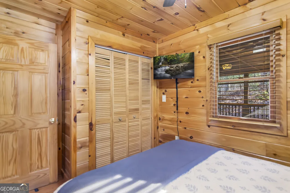 211 Highland Forest DR Morganton, GA 30560