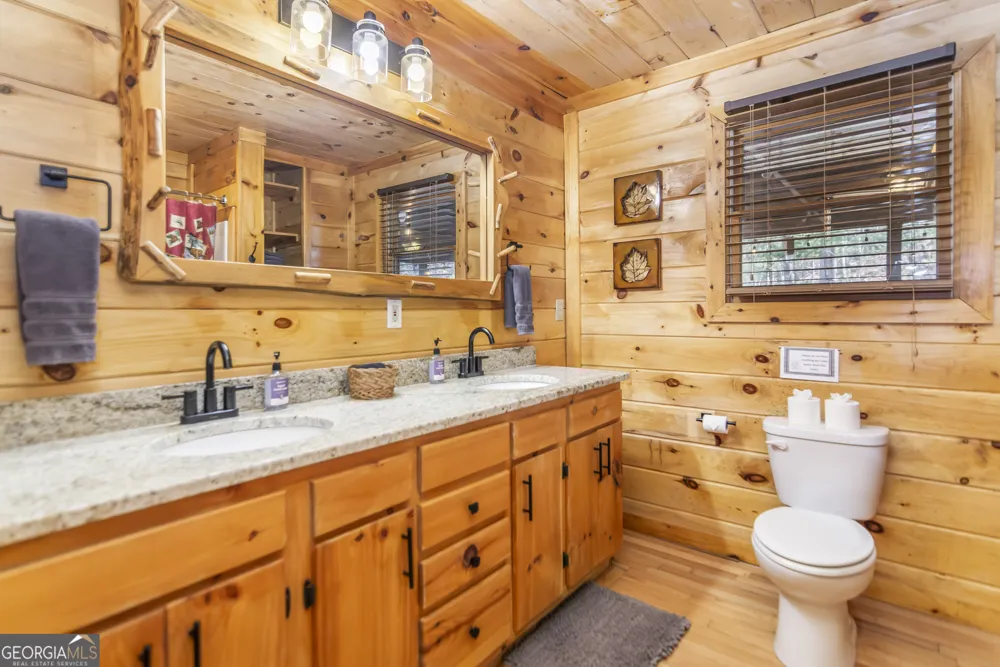 211 Highland Forest DR Morganton, GA 30560