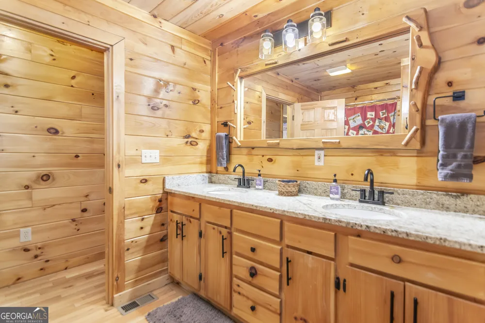 211 Highland Forest DR Morganton, GA 30560
