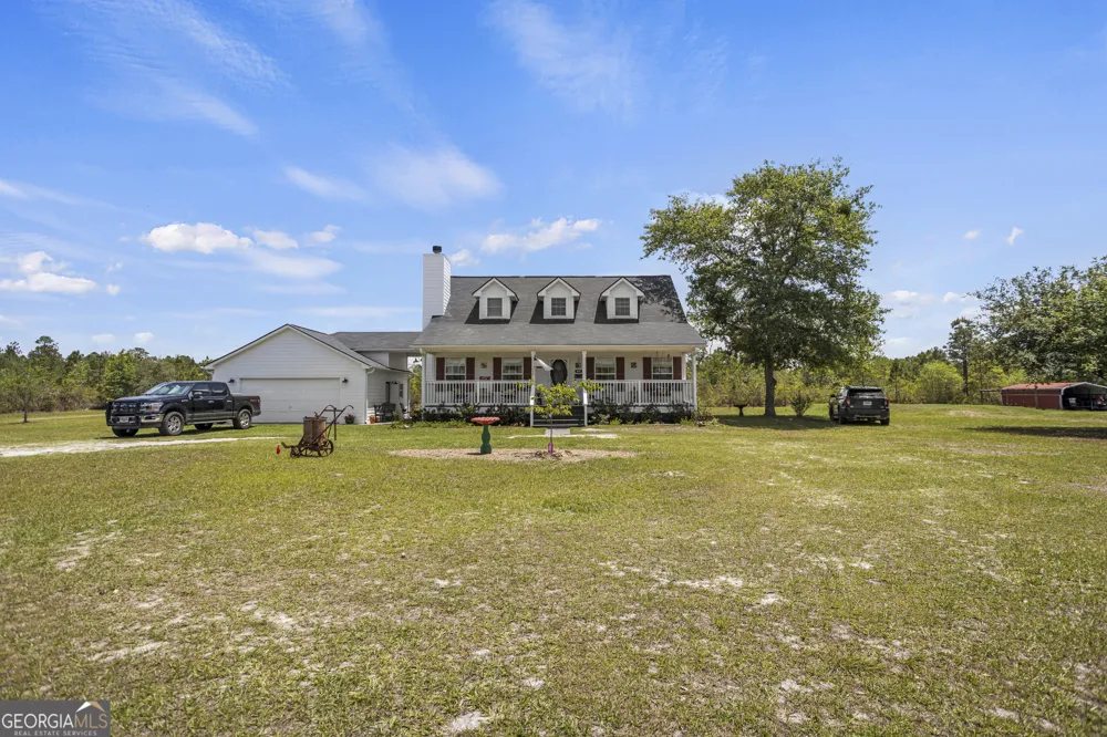 315 Jeanies RD Hinesville, GA 31313