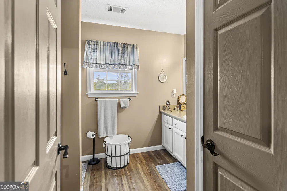 315 Jeanies RD Hinesville, GA 31313