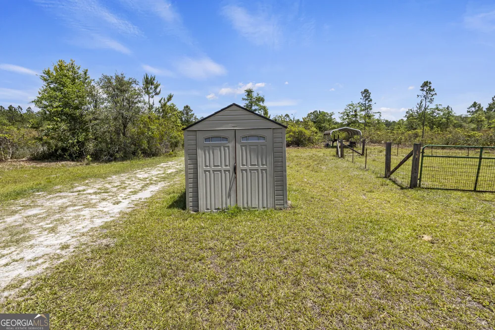 315 Jeanies RD Hinesville, GA 31313