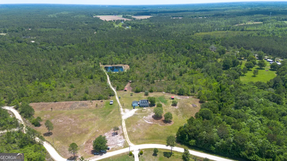 315 Jeanies RD Hinesville, GA 31313