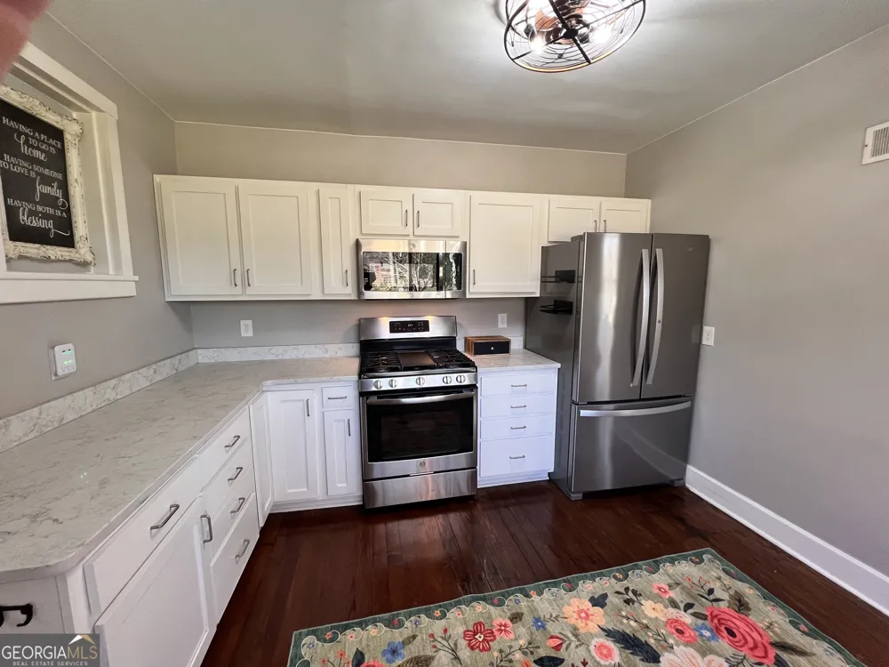 105 Lacross ST Dublin, GA 31021