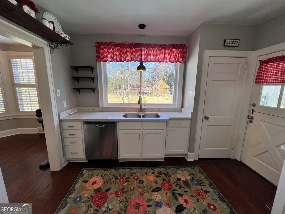 105 Lacross ST Dublin, GA 31021