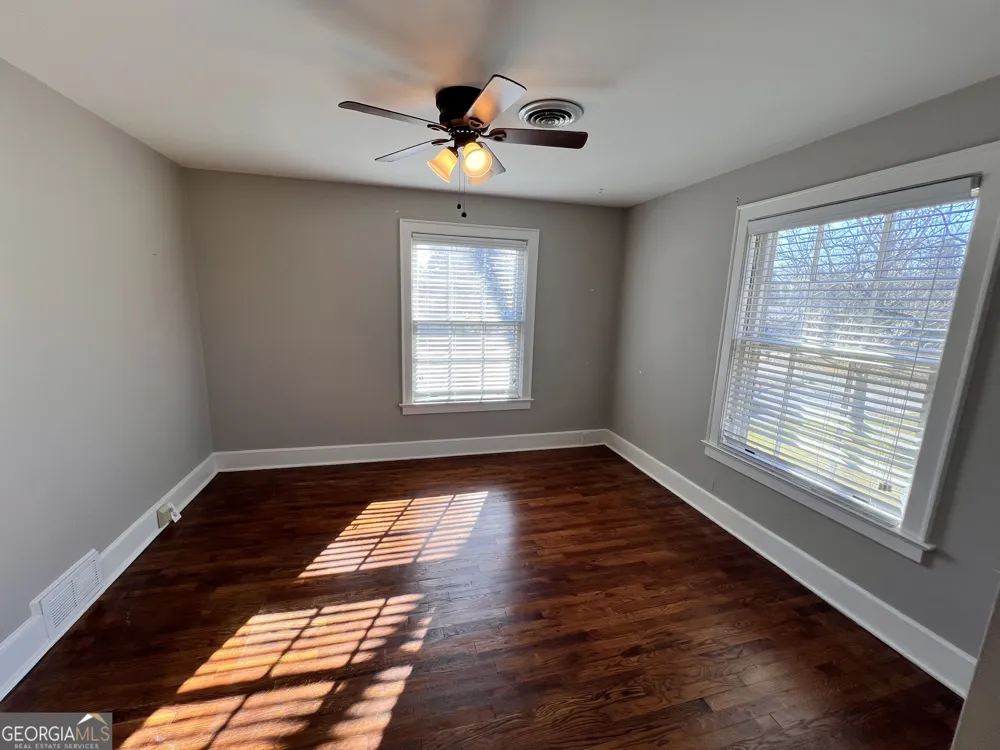 105 Lacross ST Dublin, GA 31021