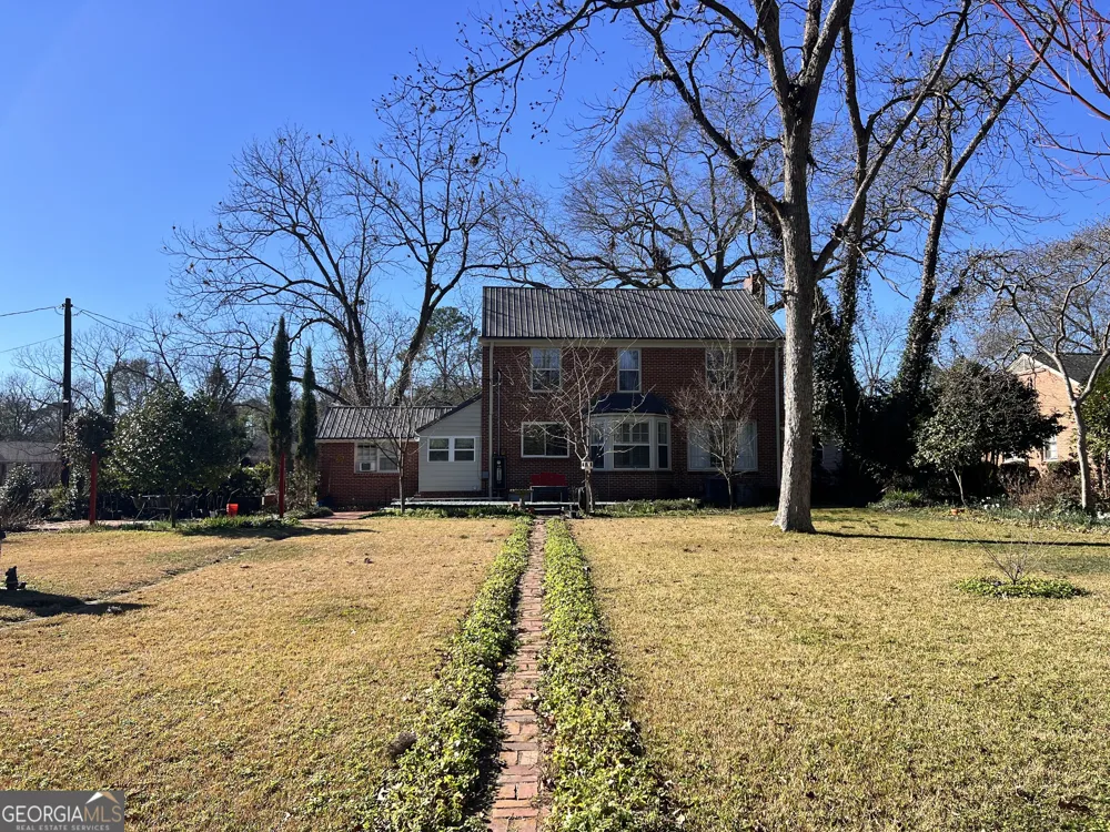 105 Lacross ST Dublin, GA 31021