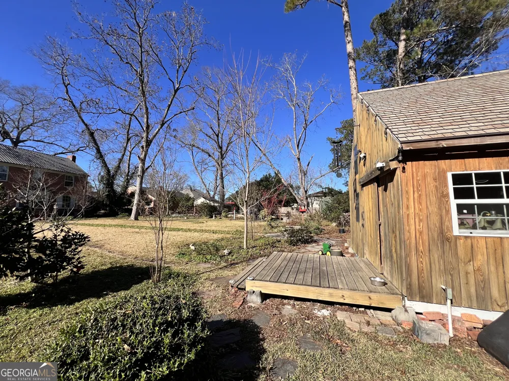 105 Lacross ST Dublin, GA 31021