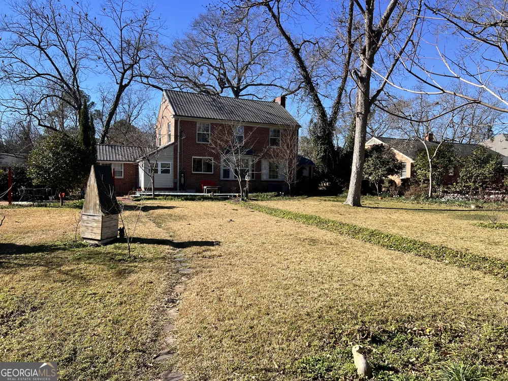 105 Lacross ST Dublin, GA 31021