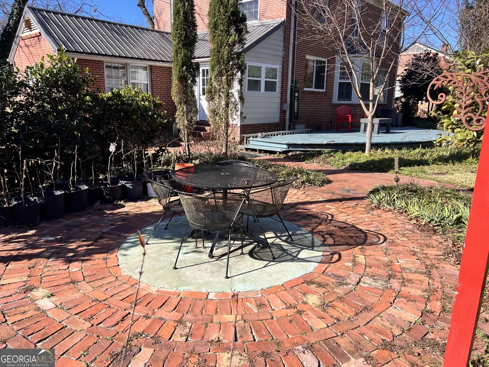 105 Lacross ST Dublin, GA 31021