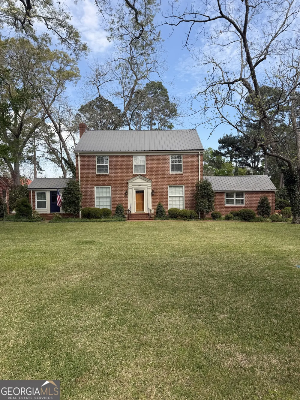 105 Lacross ST Dublin, GA 31021