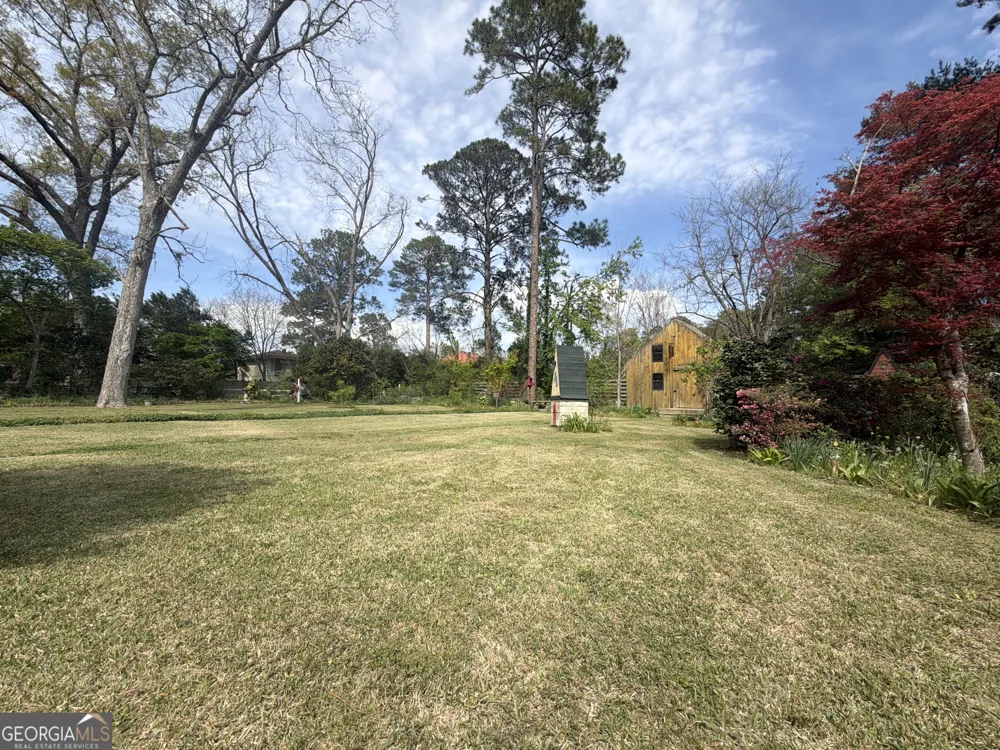 105 Lacross ST Dublin, GA 31021