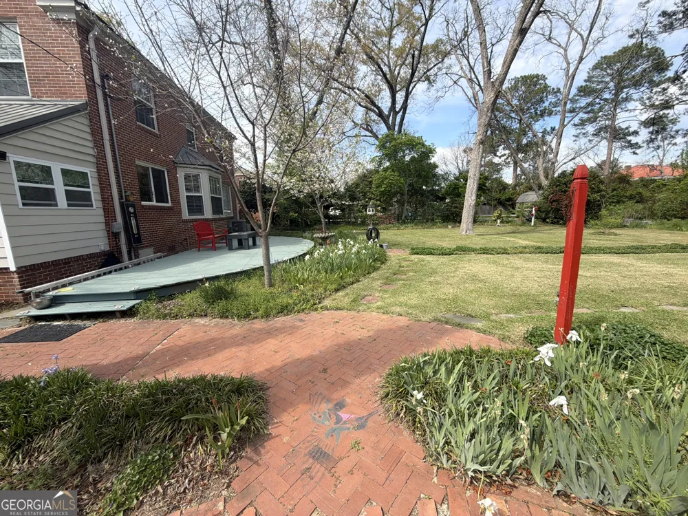 105 Lacross ST Dublin, GA 31021