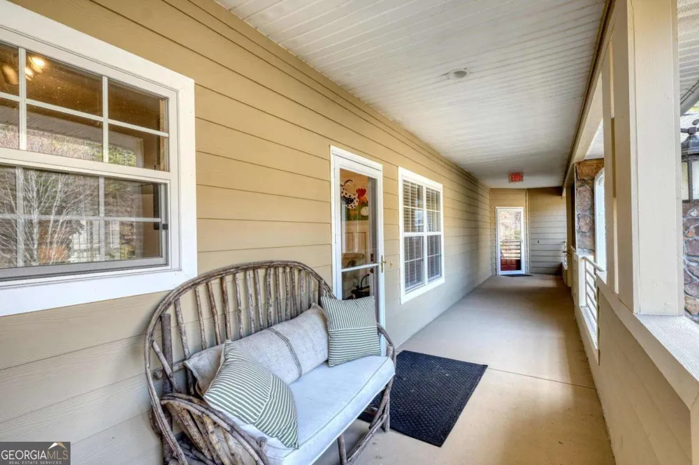 92 Glen Eagle  B303 CT Clayton, GA 30525