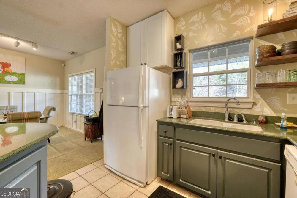 92 Glen Eagle  B303 CT Clayton, GA 30525