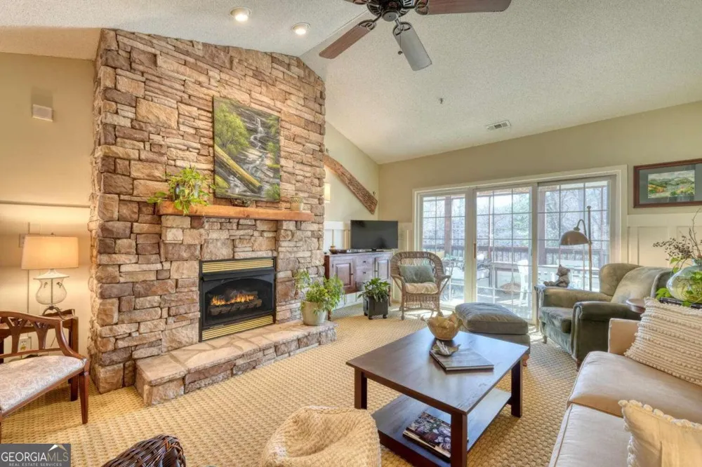 92 Glen Eagle  B303 CT Clayton, GA 30525