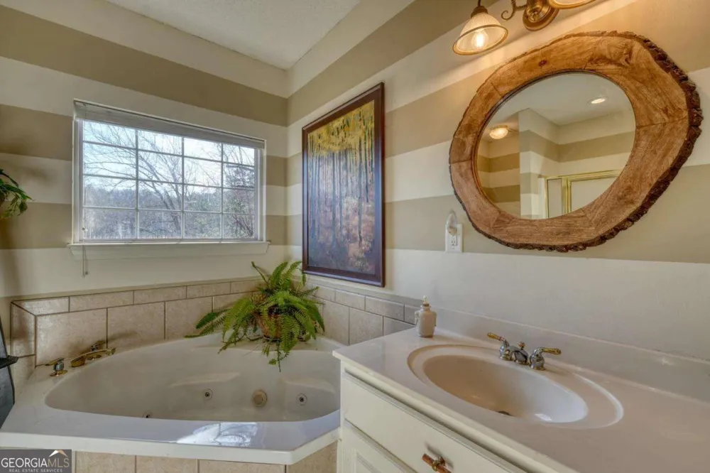 92 Glen Eagle  B303 CT Clayton, GA 30525