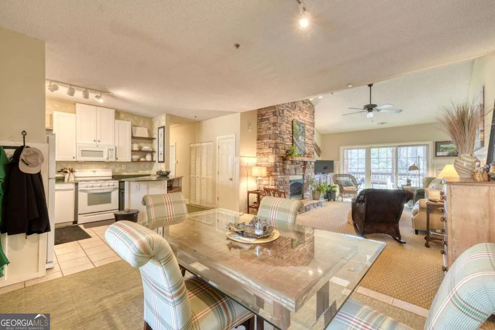 92 Glen Eagle  B303 CT Clayton, GA 30525