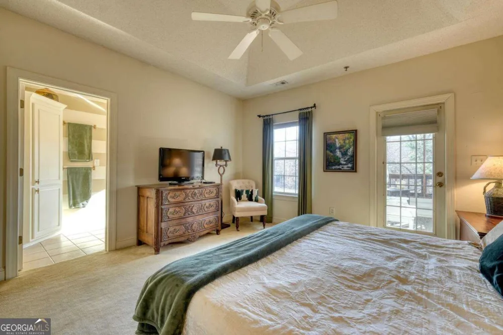 92 Glen Eagle  B303 CT Clayton, GA 30525