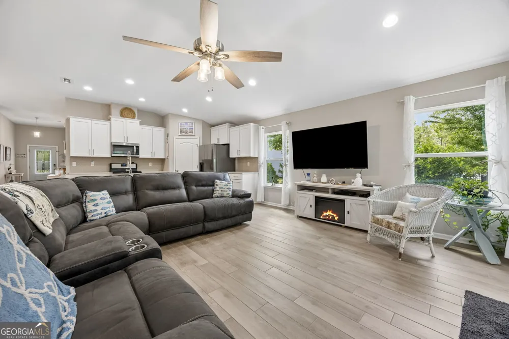 203 Chinquapin DR St. Marys, GA 31558
