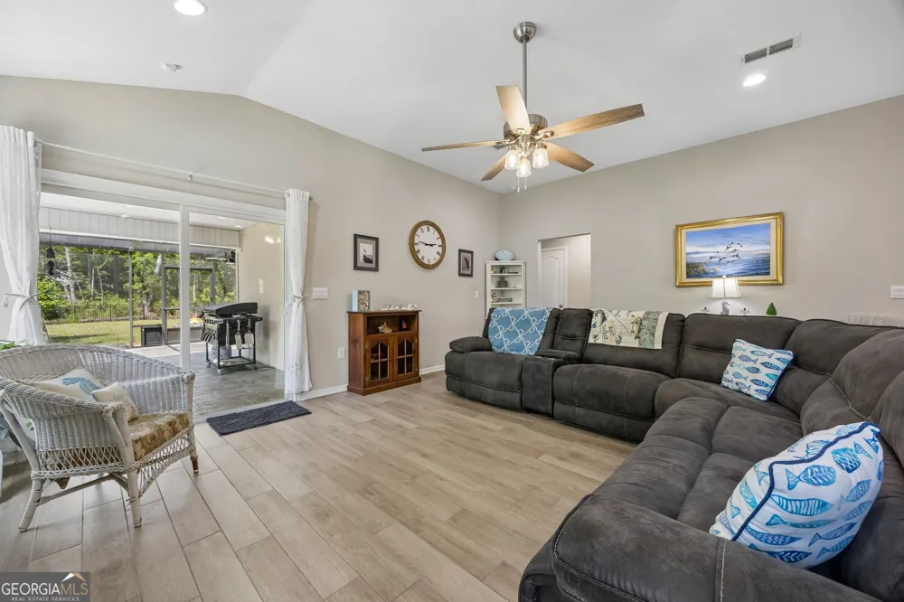 203 Chinquapin DR St. Marys, GA 31558