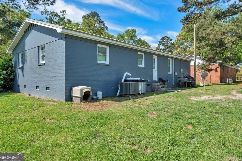 611 E 3rd AVE Cordele, GA 31015