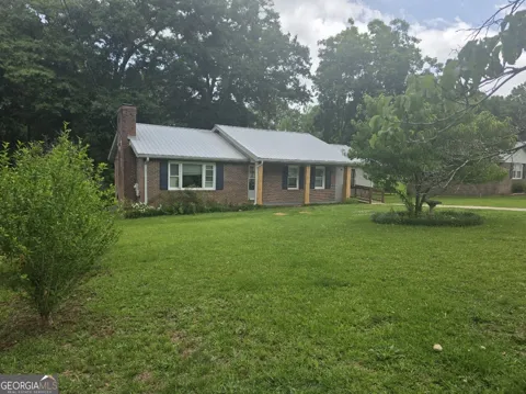 128 Hillview DR