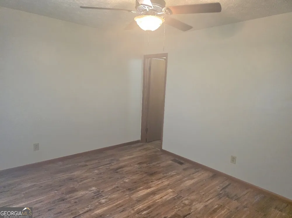 128 Hillview DR Thomaston, GA 30286