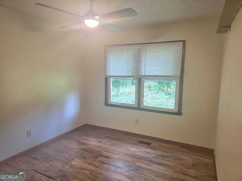 128 Hillview DR Thomaston, GA 30286