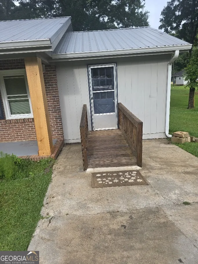 128 Hillview DR Thomaston, GA 30286