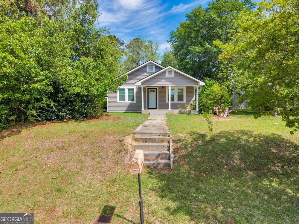 211 E 5th AVE Cordele, GA 31015