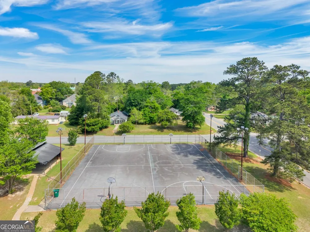 211 E 5th AVE Cordele, GA 31015