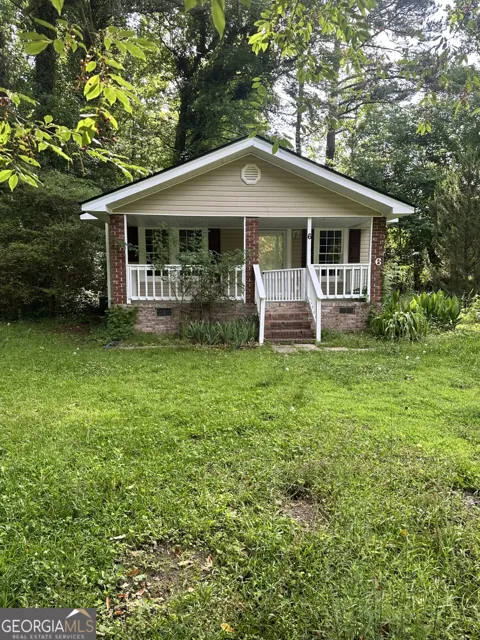 6 Windsor DR