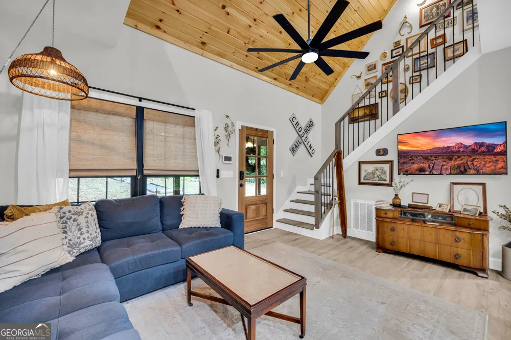 302 Gumlog DR Lavonia, GA 30553