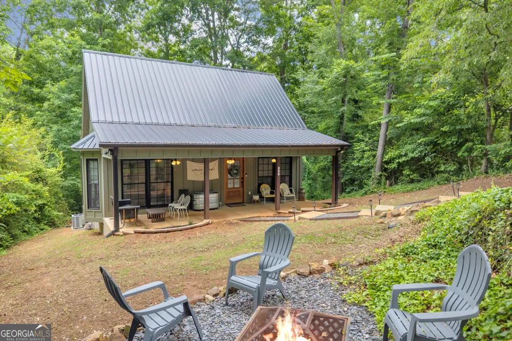 302 Gumlog DR Lavonia, GA 30553