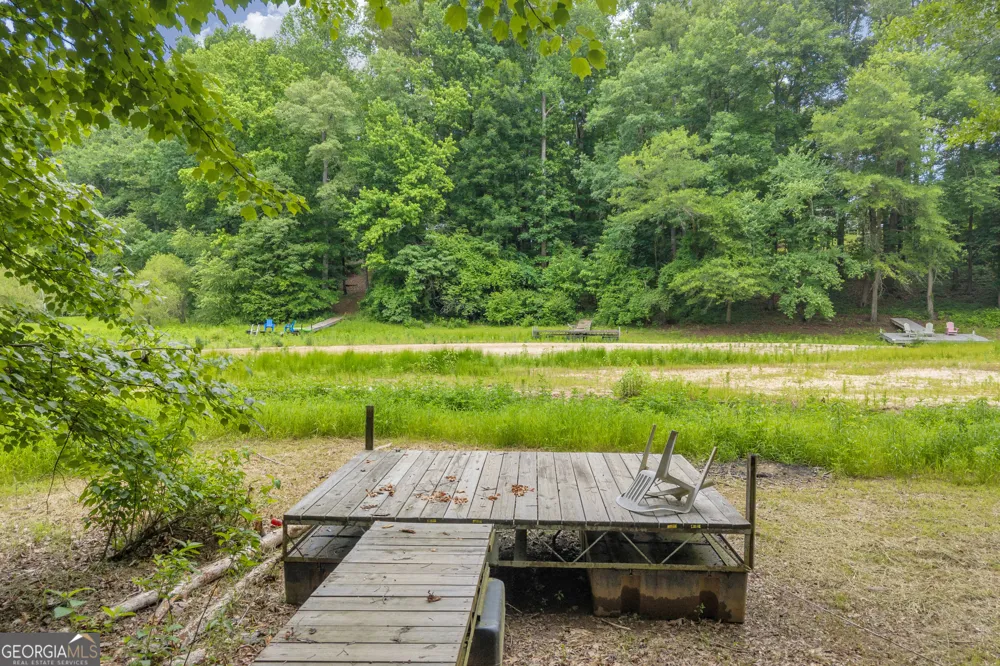 302 Gumlog DR Lavonia, GA 30553