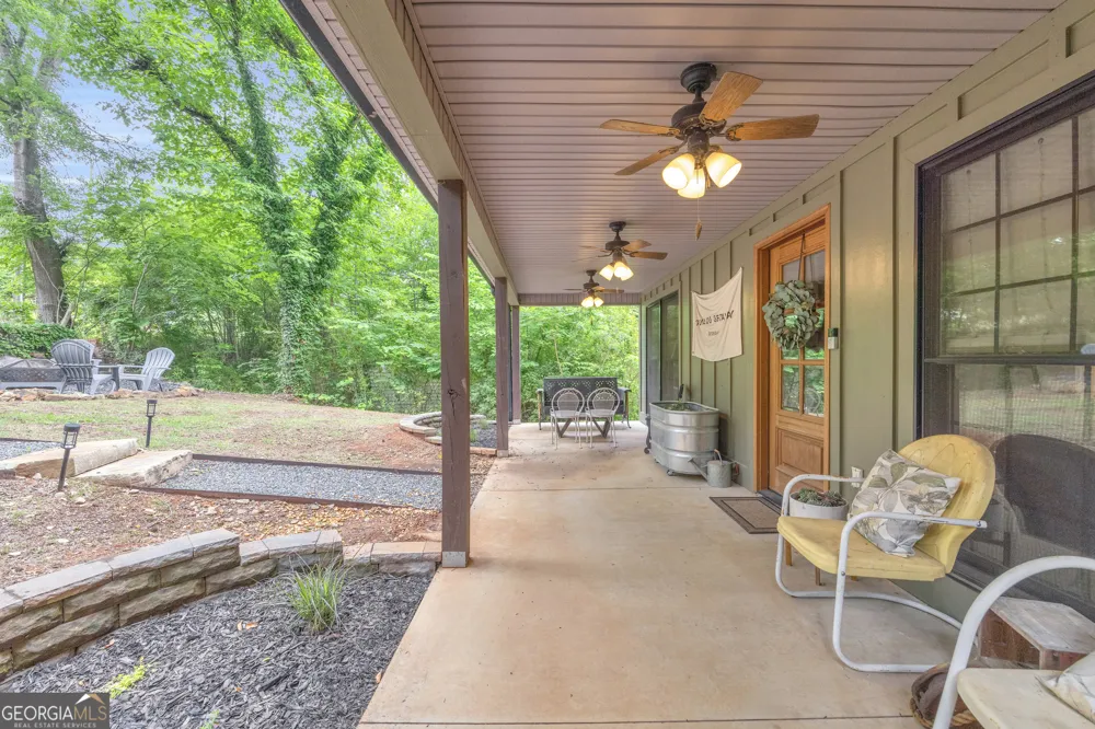 302 Gumlog DR Lavonia, GA 30553