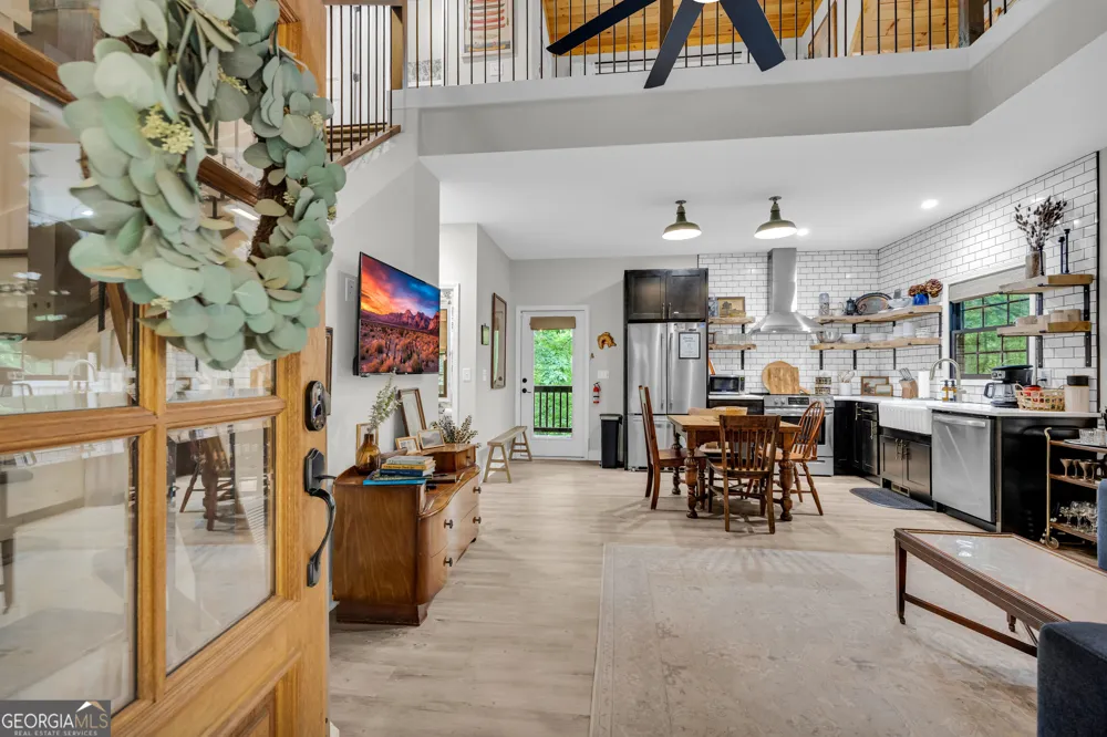302 Gumlog DR Lavonia, GA 30553