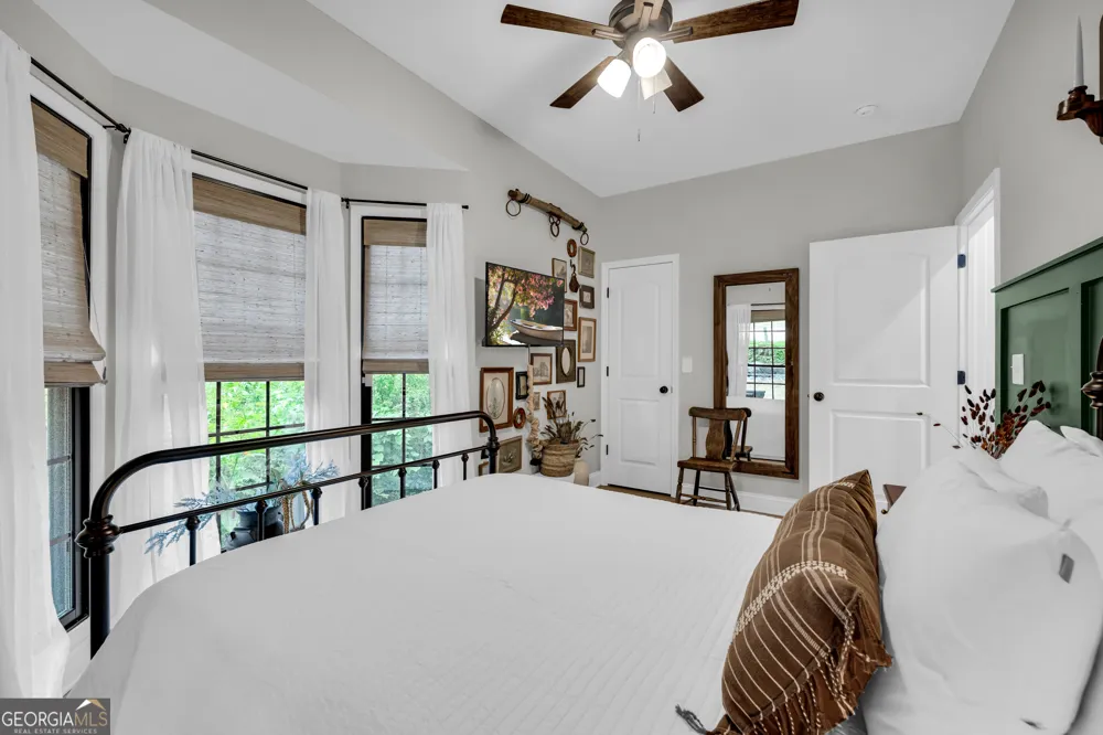 302 Gumlog DR Lavonia, GA 30553