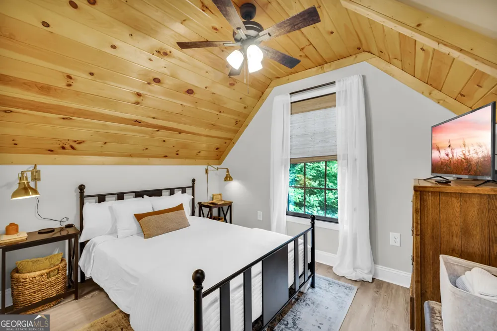 302 Gumlog DR Lavonia, GA 30553