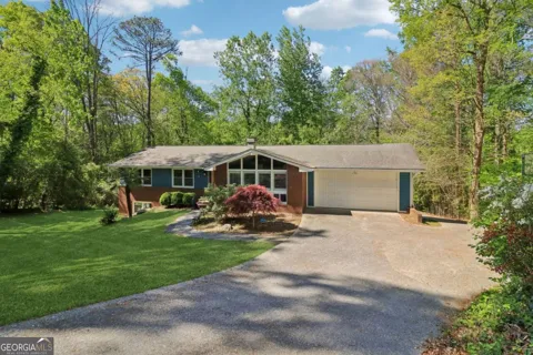 2414 Melinda DR NE