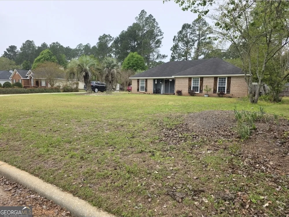 110 Maggie CT Leesburg, GA 31763