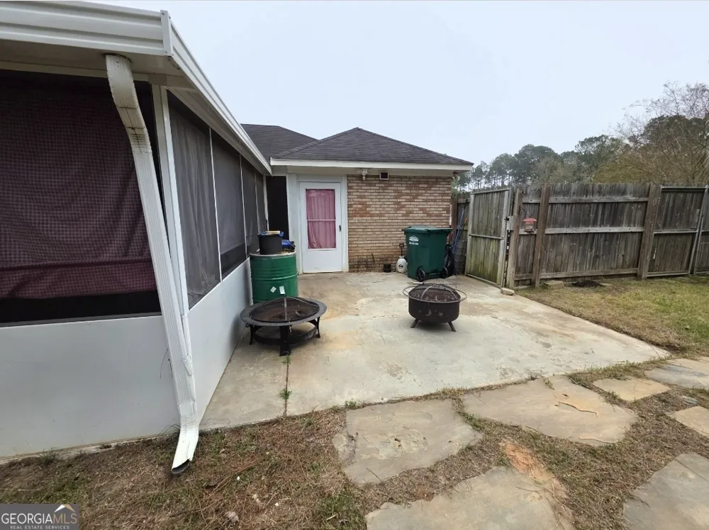 110 Maggie CT Leesburg, GA 31763
