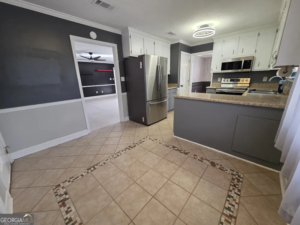 110 Maggie CT Leesburg, GA 31763