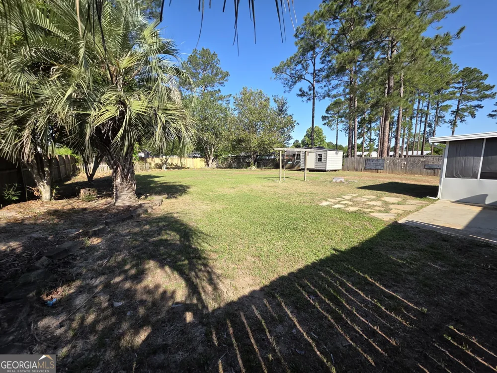110 Maggie CT Leesburg, GA 31763