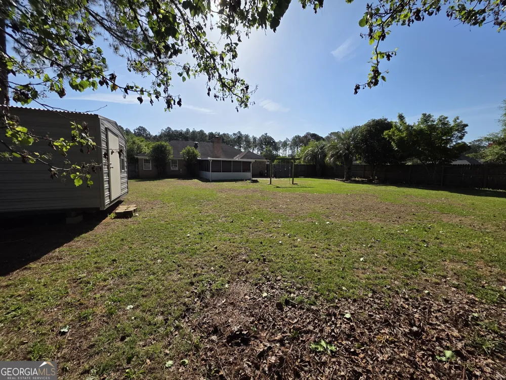 110 Maggie CT Leesburg, GA 31763