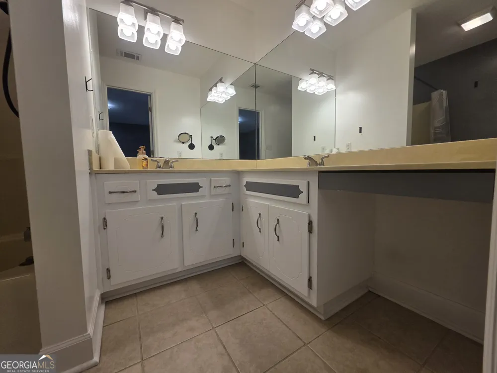 110 Maggie CT Leesburg, GA 31763